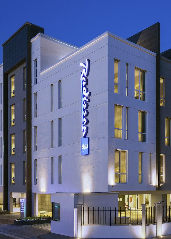 Sas Residence & Hotel, Dhahran - Formerly Radisson Blu Al Khobar Exterior photo